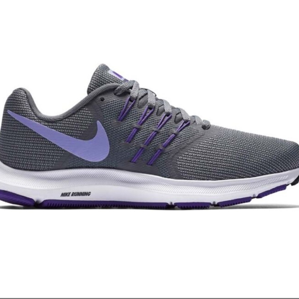 Nike Run Swift Gray and Purple Athletic Shoes with Zoom Air Cushioning